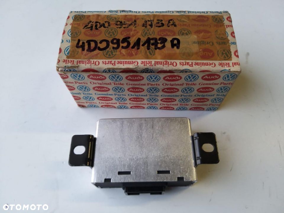 Sterownik moduł alarmu Audi A4,Passat B5 4D0951173A - 1