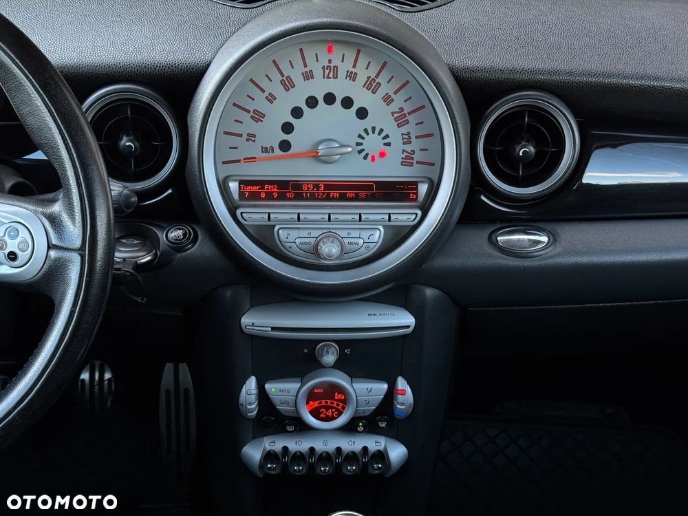 MINI Cooper S Standard - 24