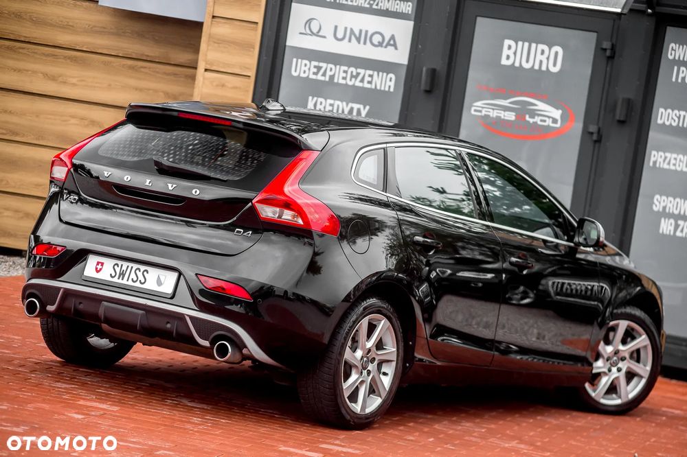 Volvo V40 D4 Drive-E R-Design Momentum - 13