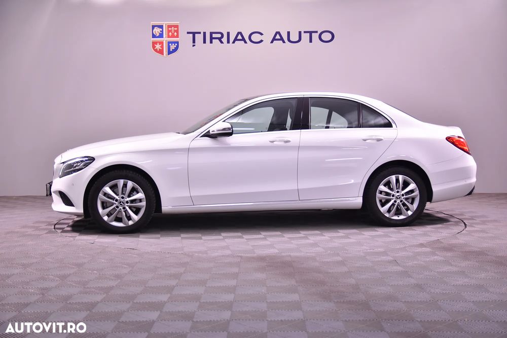 Mercedes-Benz C 200 4Matic 9G-TRONIC - 2