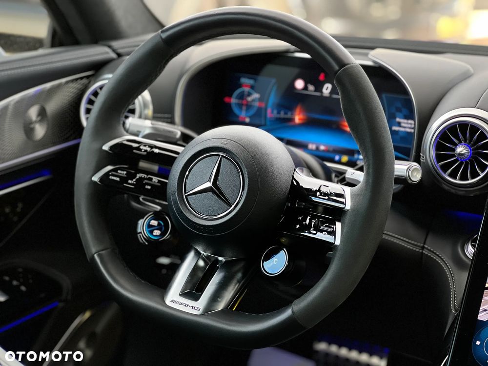 Mercedes-Benz SL AMG 63 4-Matic+ - 23