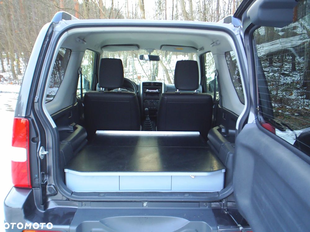 Suzuki Jimny 1.3 JX / Club - 12