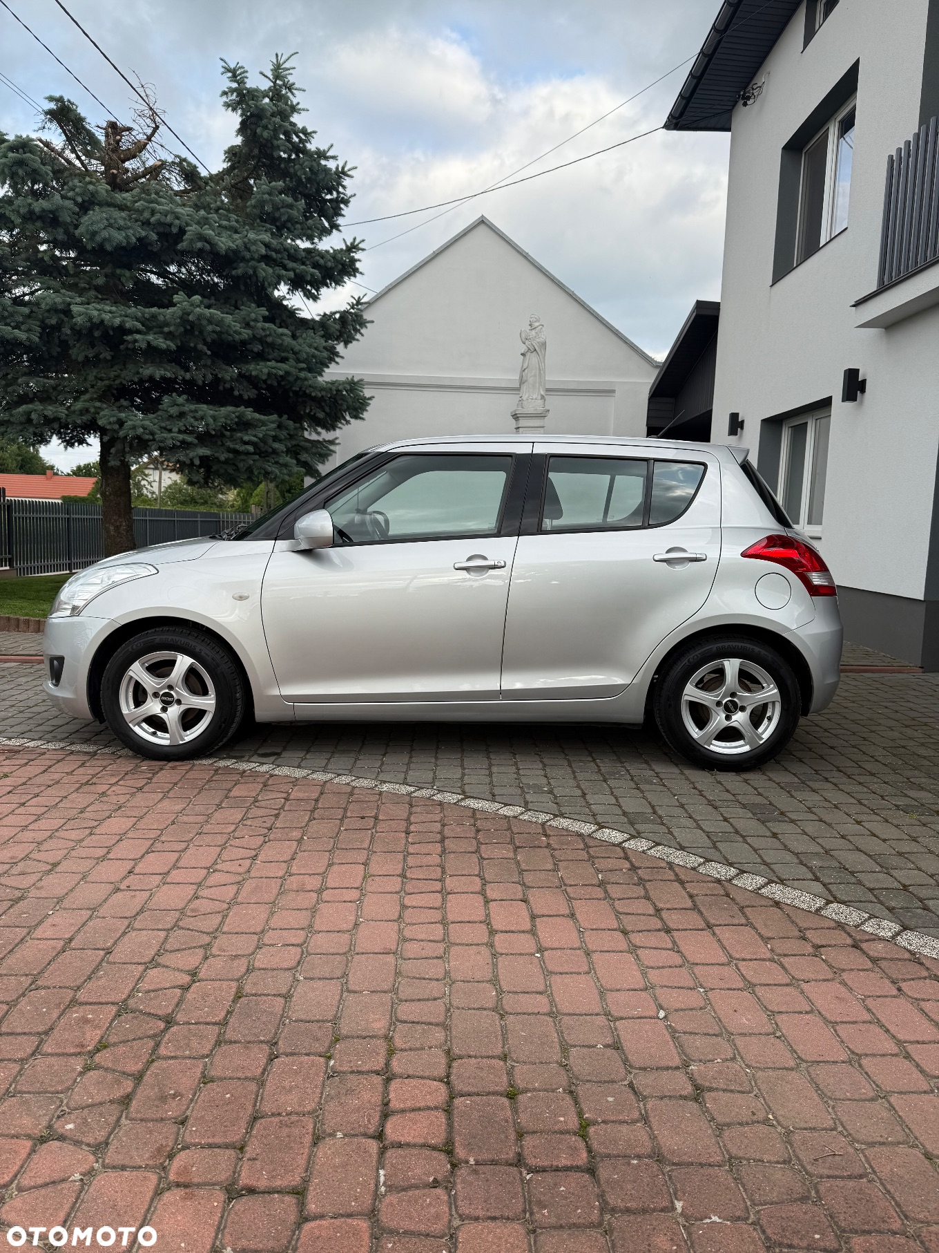 Suzuki Swift - 12