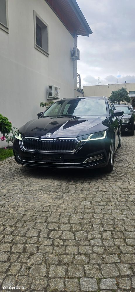 Skoda Octavia 2.0 TDI DSG Selection Plus - 1