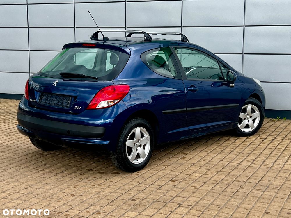 Peugeot 207 1.4 16V Trendy - 10