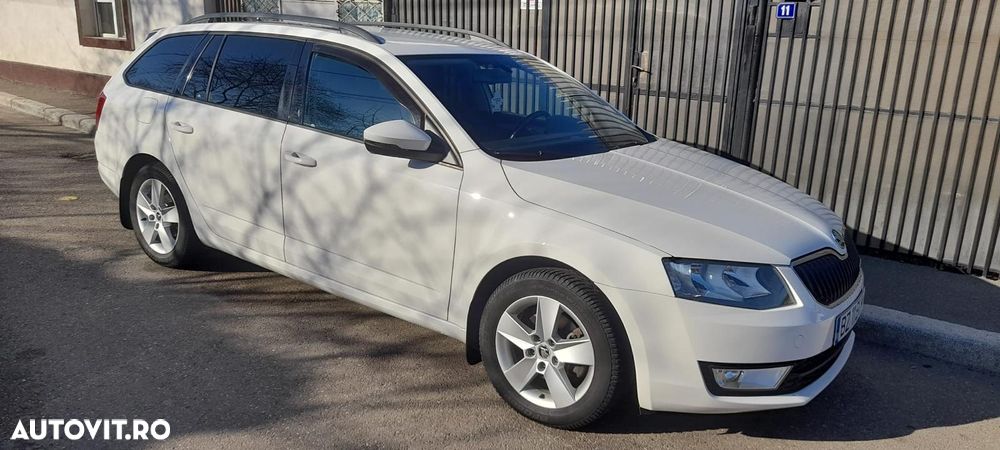 Skoda Octavia 1.6 TDI GREENLINE - 4