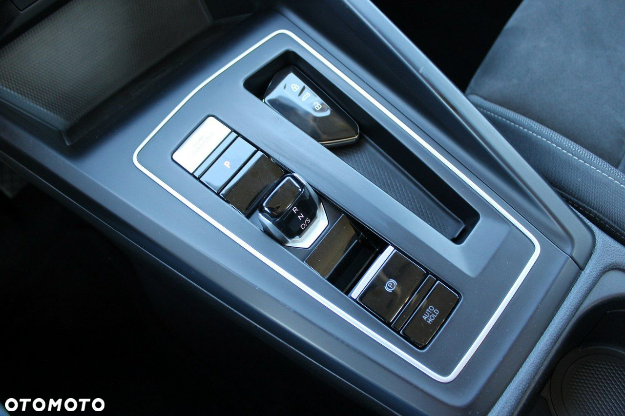 Volkswagen Golf VIII 1.4 TSI Plug-In Hybrid Style DSG - 29