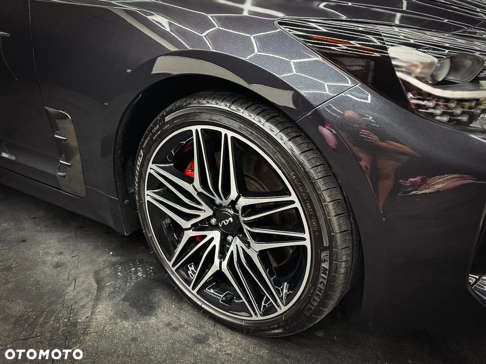 Kia Stinger 3.3 T-GDI AWD OPF GT - 10