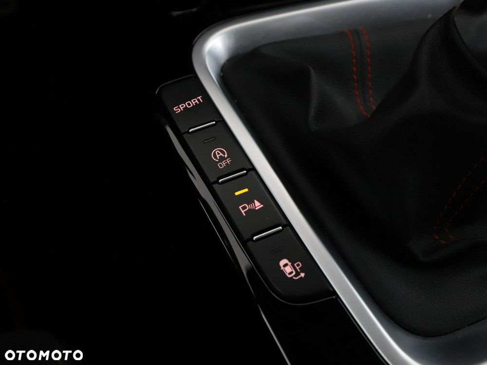 Kia ProCeed 1.6 T-GDI GT - 30