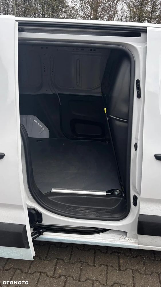 Toyota Proace City - 12