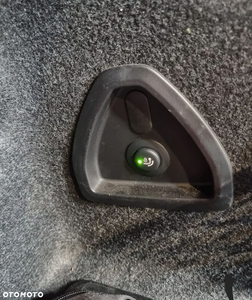 BMW Seria 3 320d xDrive Sport Line Sport - 16