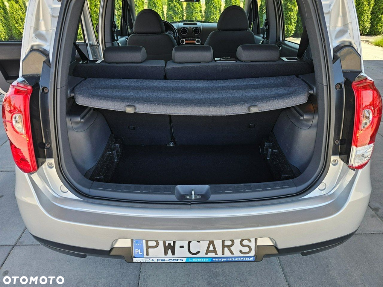 Mitsubishi Colt - 24