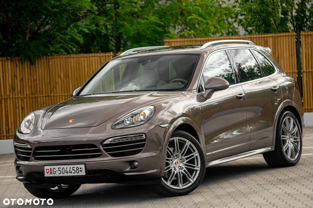 Porsche Cayenne S - 14