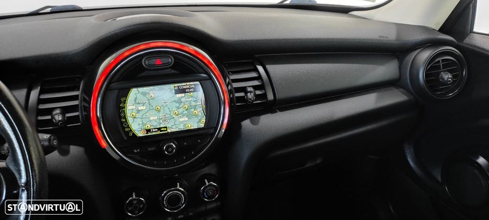 MINI 3 Portas One D - 26