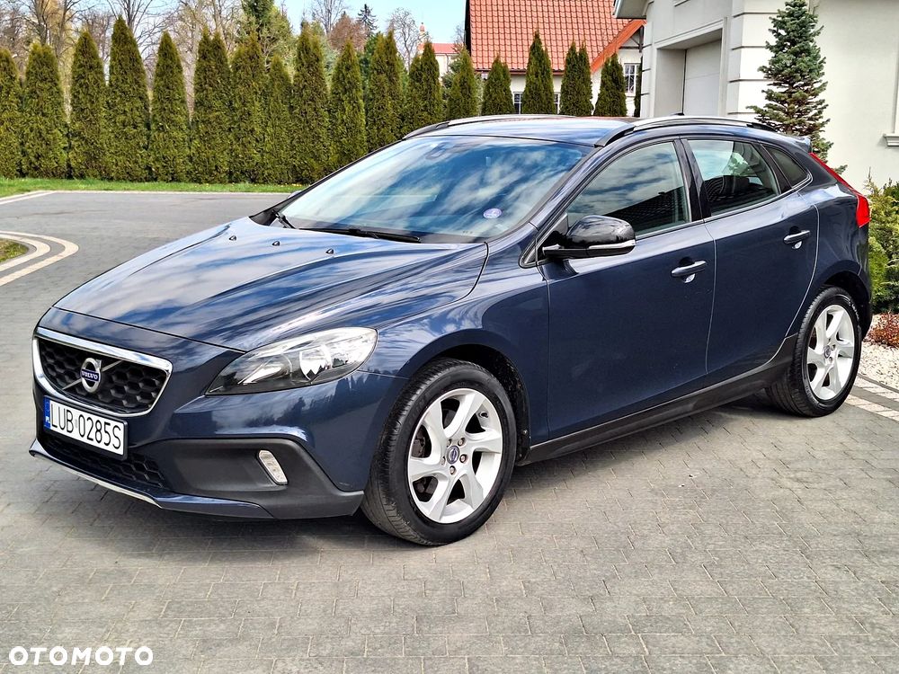 Volvo V40 Cross Country T4 Momentum - 1