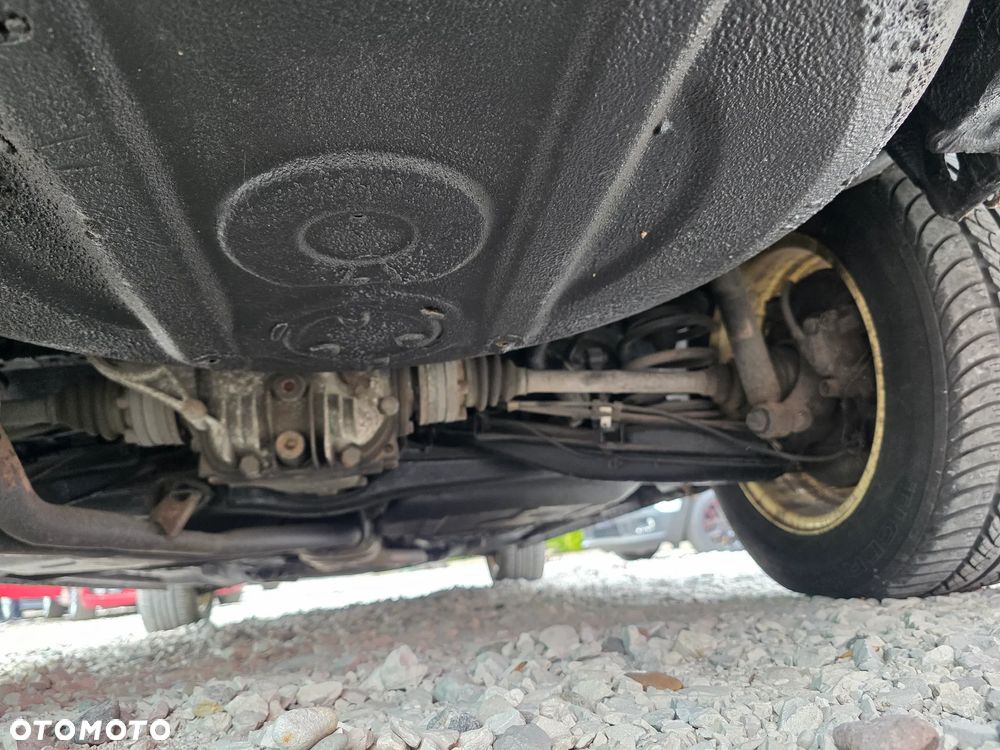 BMW Seria 3 - 39