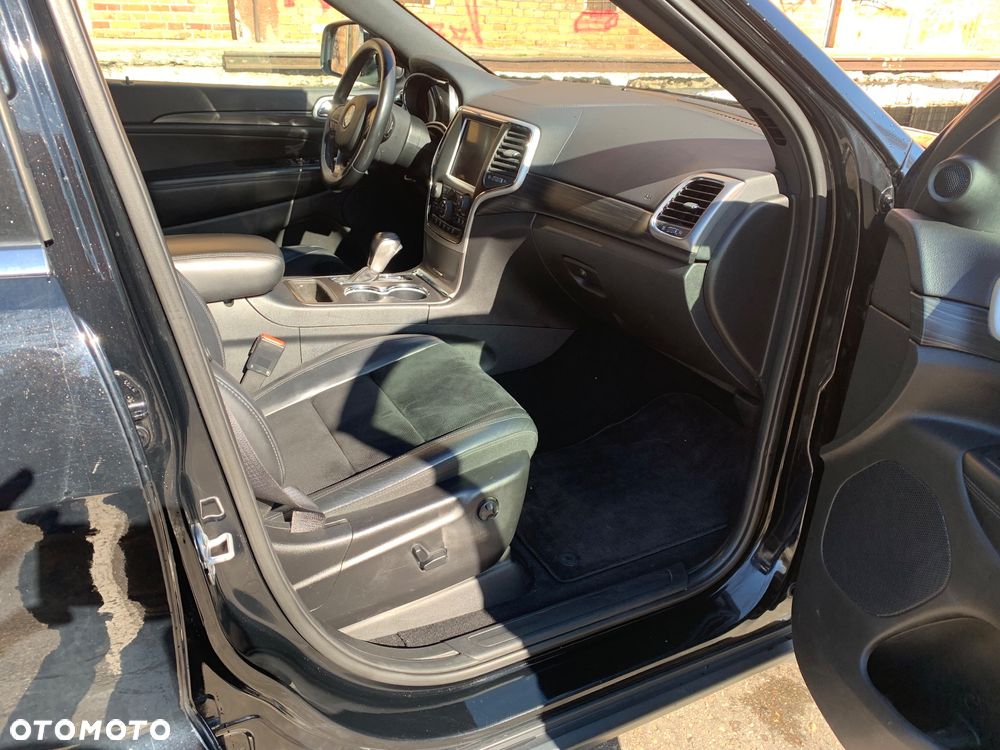 Jeep Grand Cherokee 3.6 V6 Laredo - 34