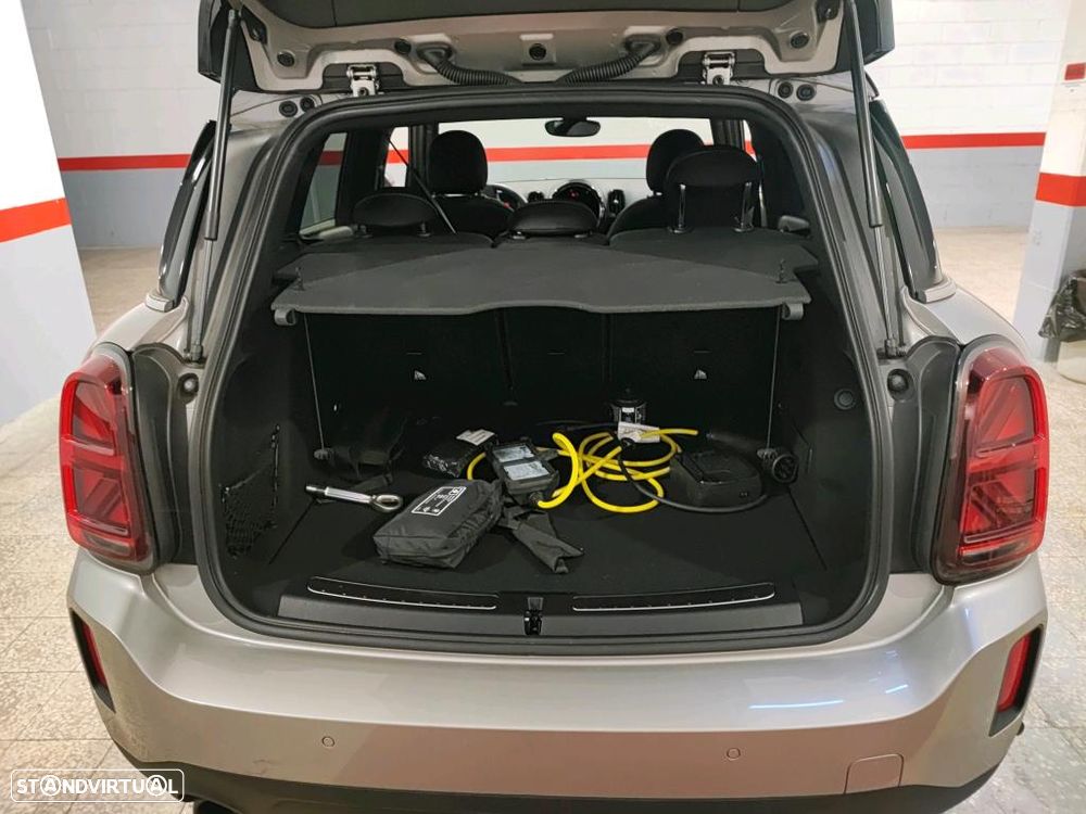 MINI Countryman Cooper SE Premium Essential Auto - 10