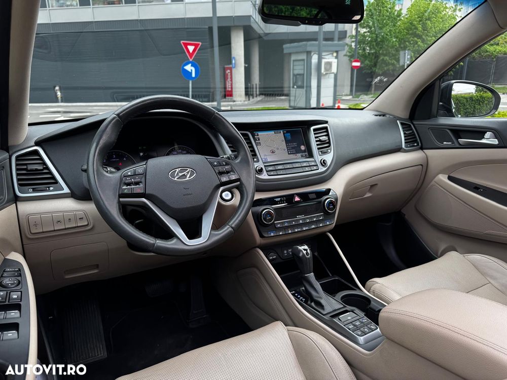 Hyundai Tucson blue 1.7 CRDi 2WD DCT Premium - 18