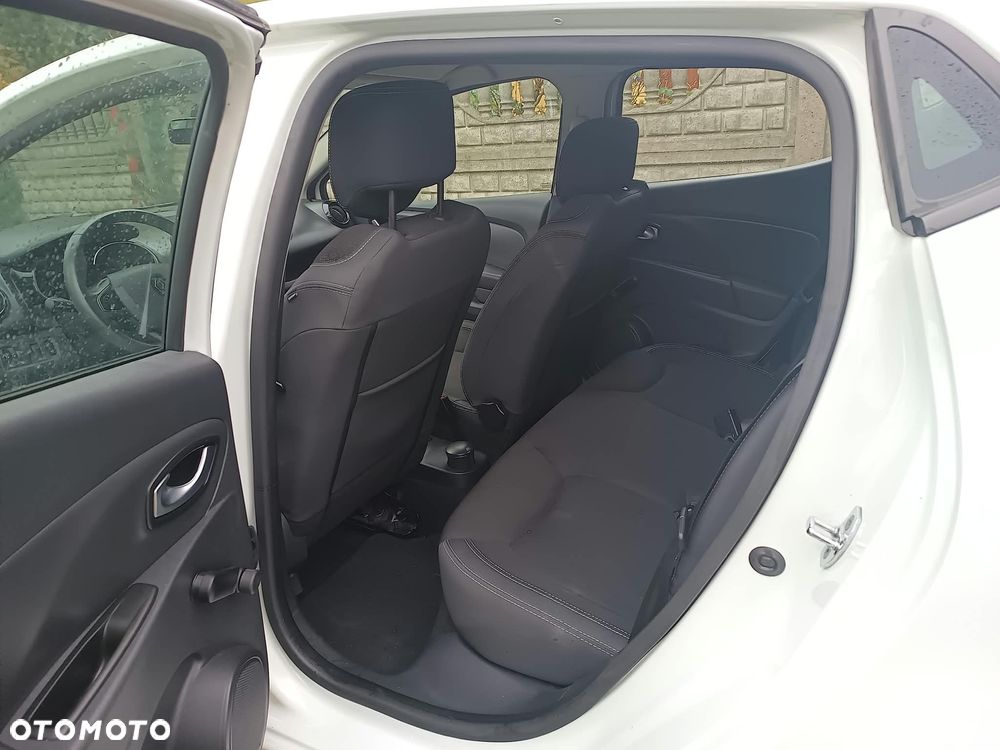 Renault Clio - 6