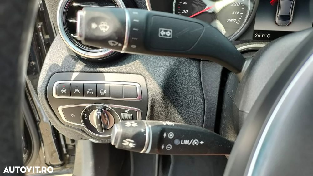 Mercedes-Benz C - 22