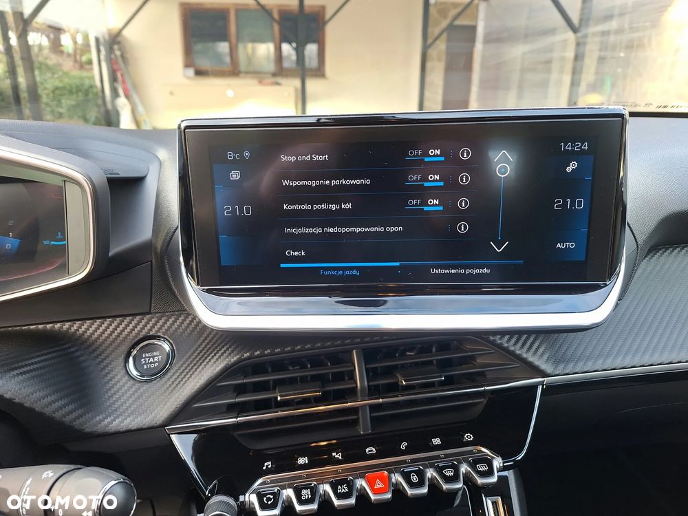 Peugeot 208 PureTech 100 Business - 29