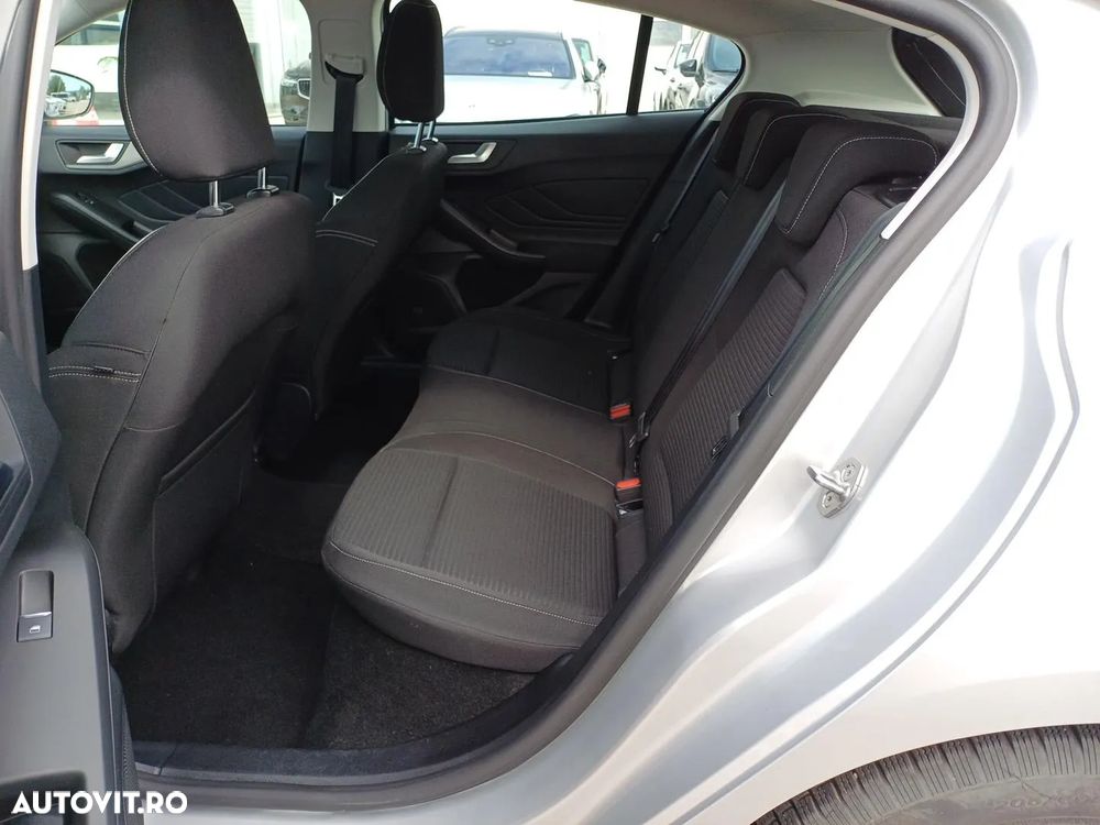 Ford Focus 1.0 EcoBoost Titanium - 20