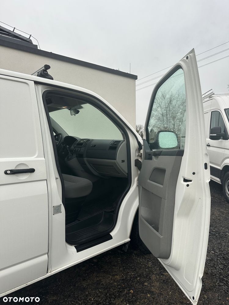 Volkswagen Transporter - 13