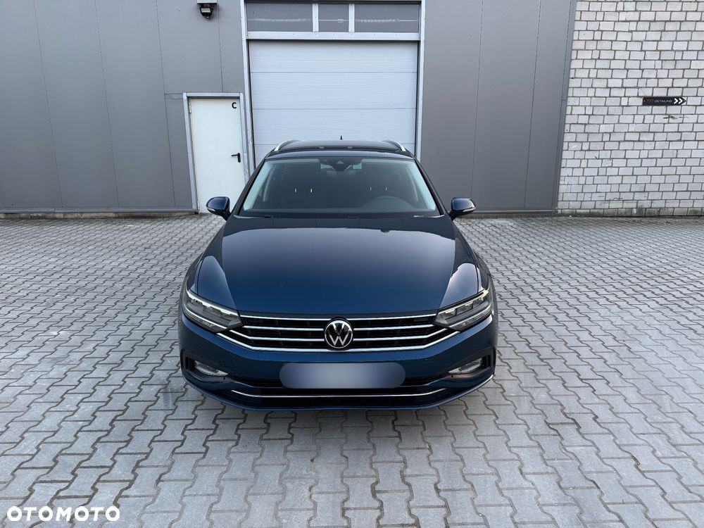 Volkswagen Passat 2.0 TDI SCR DSG Comfortline - 2