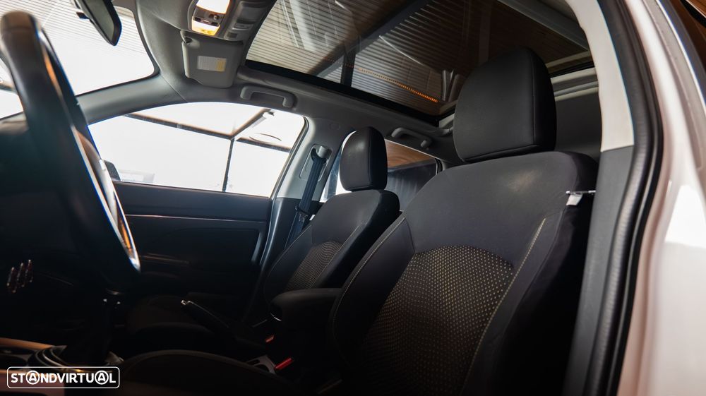 Mitsubishi ASX 1.8 DI-D Intense - 22