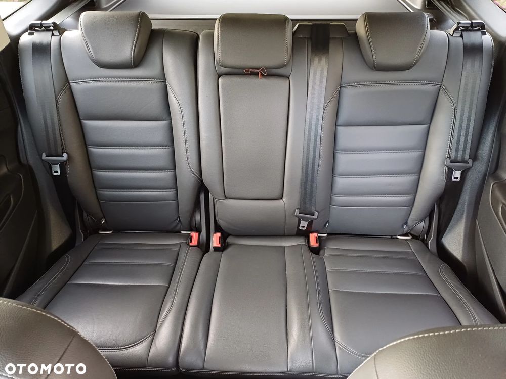 Ford Kuga 2.0 TDCi 2x4 Vignale - 21