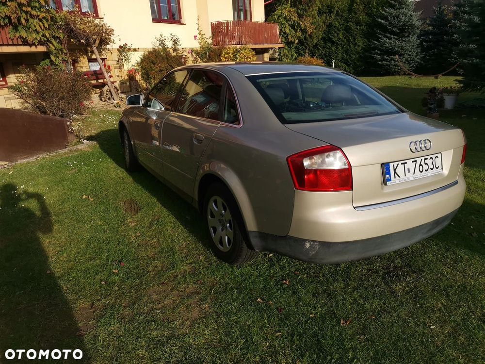 Audi A4 Limousine - 2