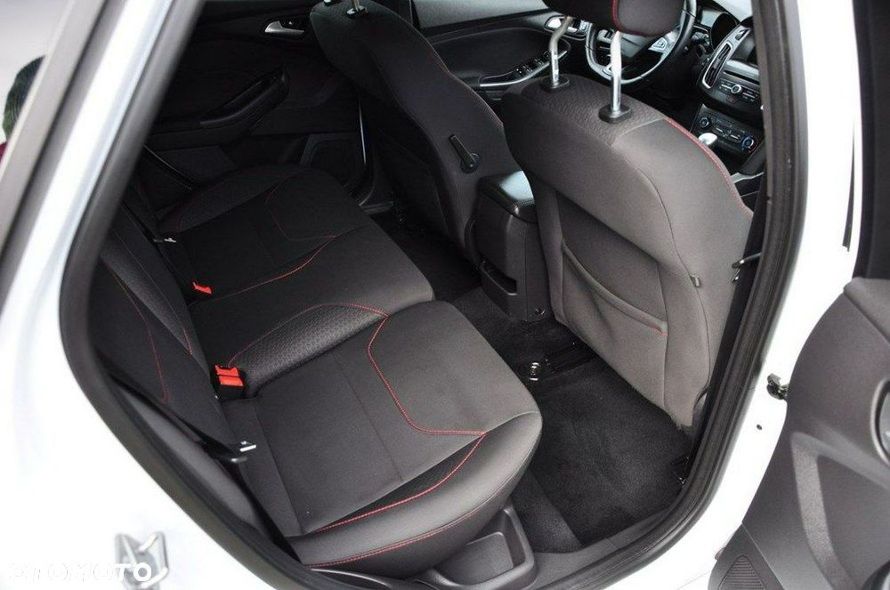 Ford Focus 1.5 EcoBoost STart-Stopp-System ST-LINE - 28