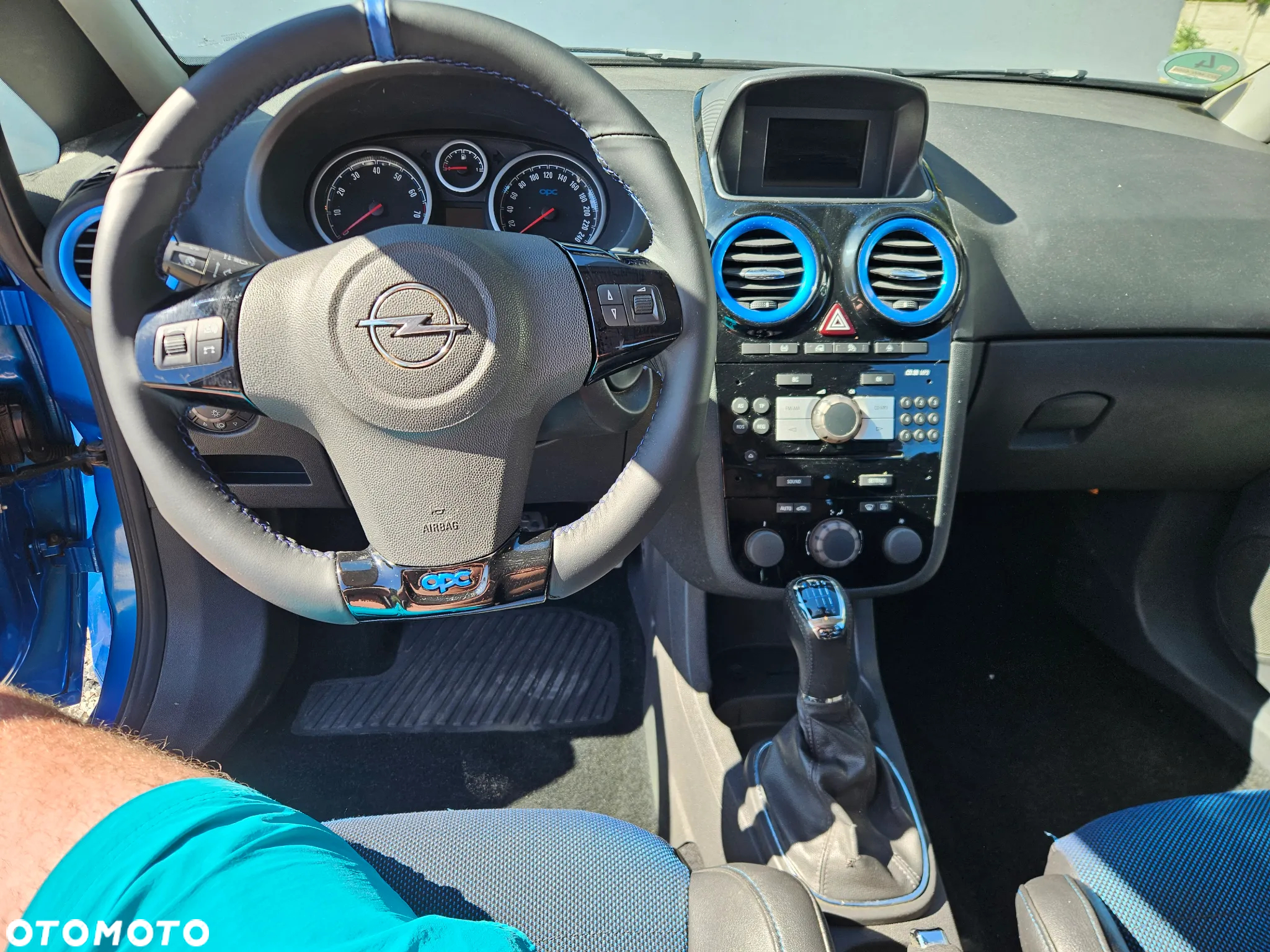 Opel Corsa 1.6 Turbo OPC - 12