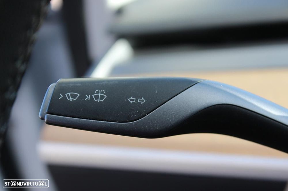 Tesla Model 3 Long-Range Dual Motor AWD - 27