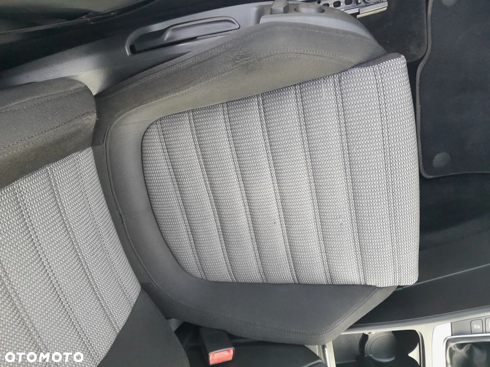 Volkswagen Passat Variant 2.0 TDI 4Mot Highline - 12