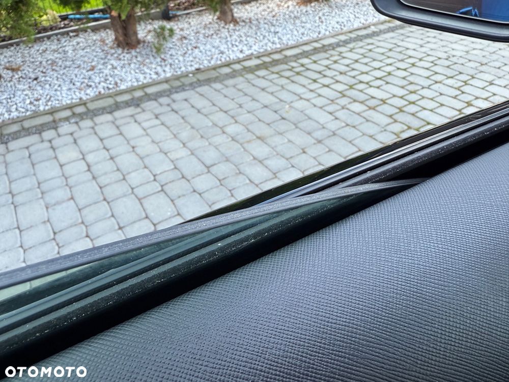 Skoda Octavia 2.0 TDI DSG RS - 41