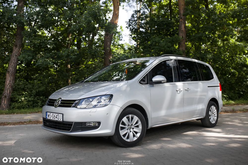 Volkswagen Sharan 2.0 TDI Highline DSG - 2