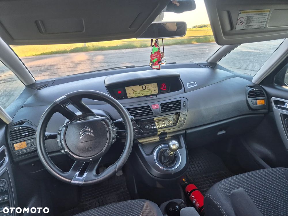 Citroën C4 Picasso - 10