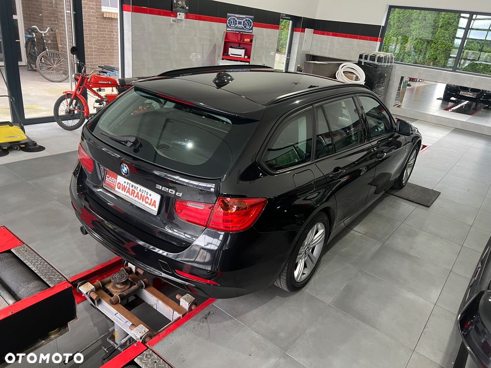 BMW Seria 3 320d Luxury Line - 8