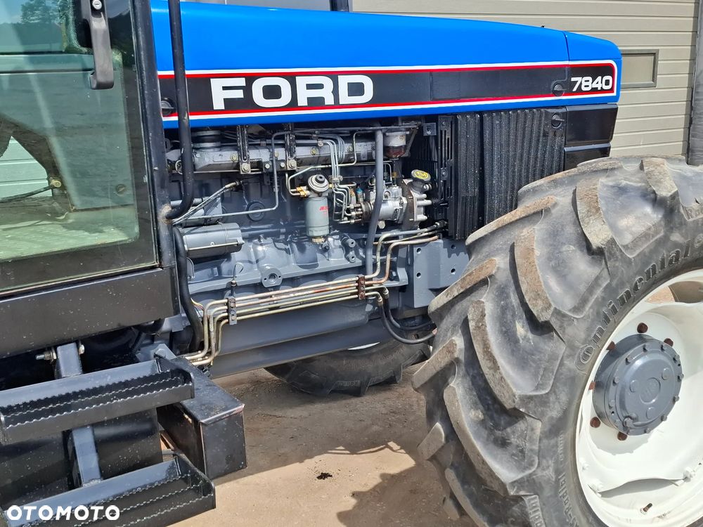 New Holland 7840 - 9