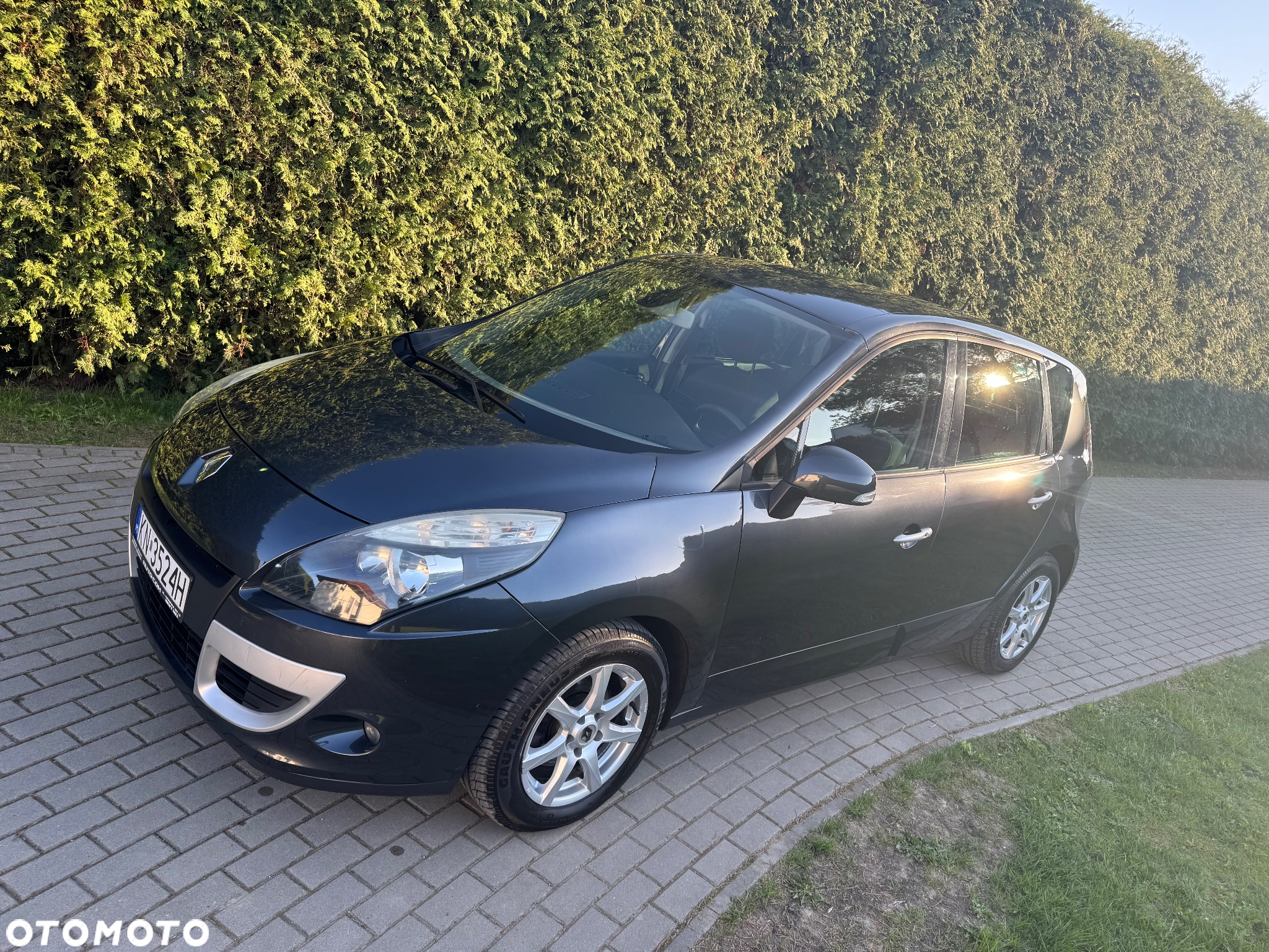 Renault Scenic 1.4 16V TCE Privilege - 2