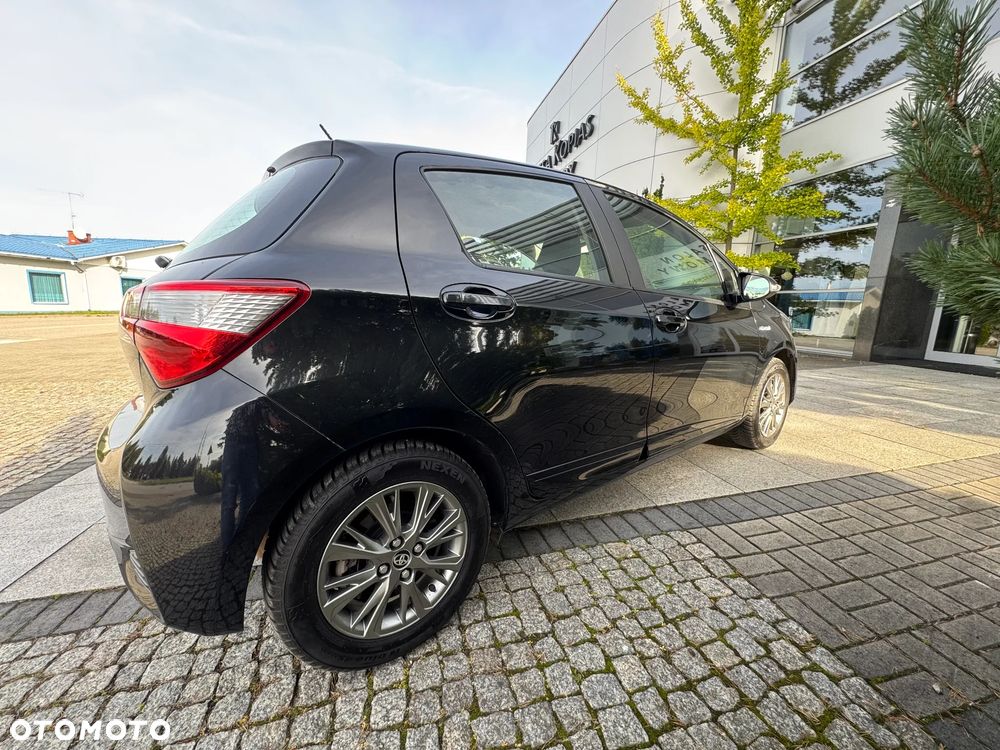 Toyota Yaris - 25