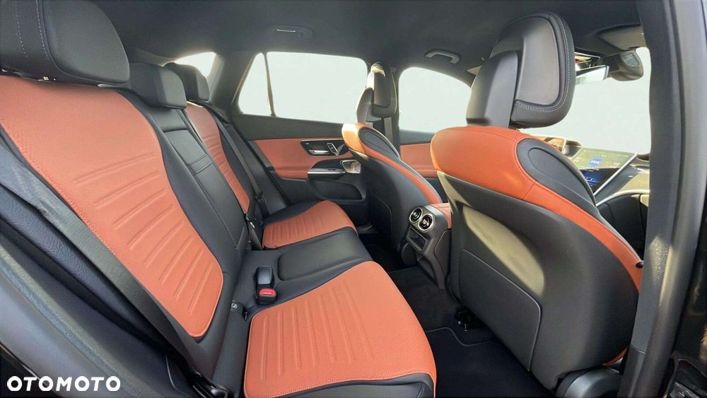 Mercedes-Benz GLC - 14