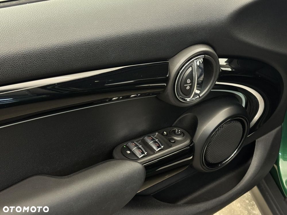 MINI Cooper Classic Trim - 15
