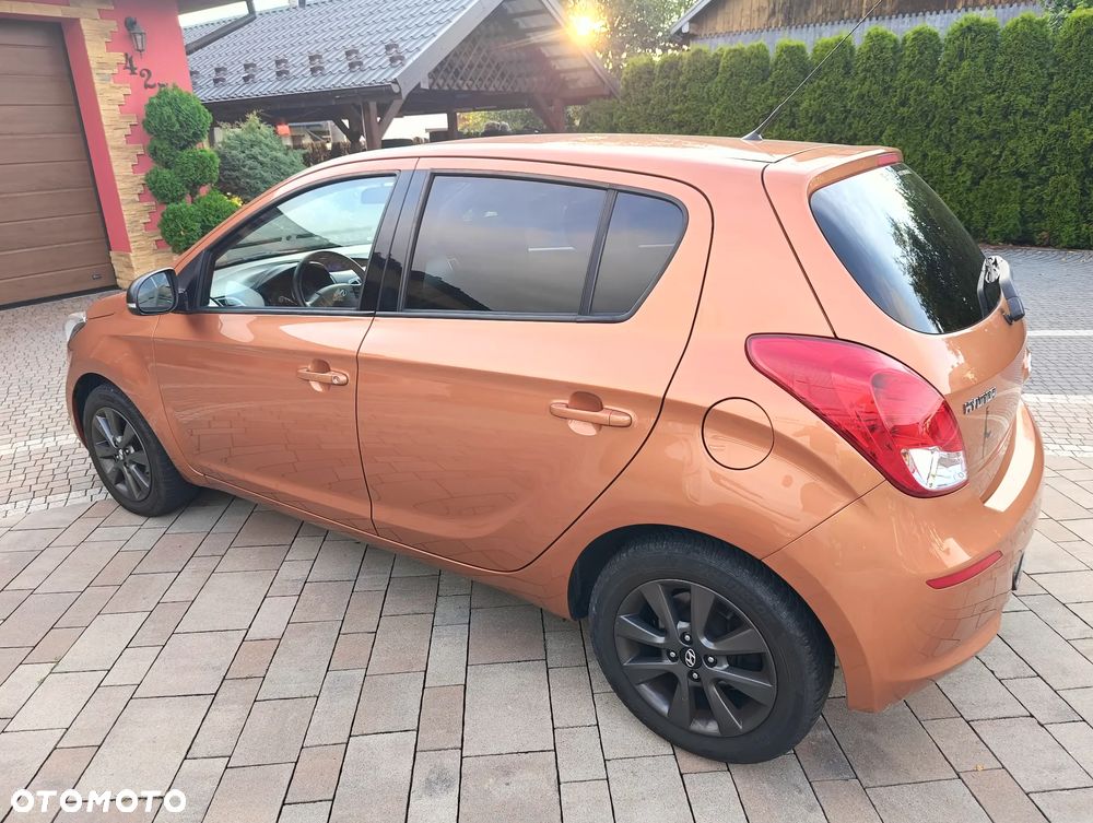 Hyundai i20 1.2 Trend - 13