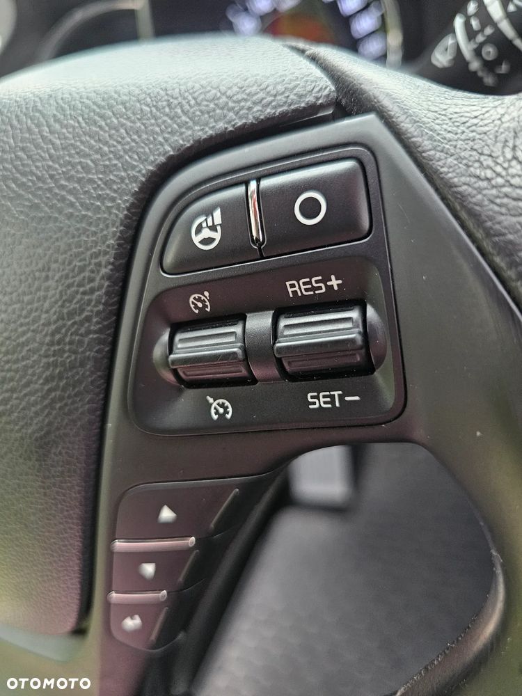 Kia Ceed 1.4 CVVT ISG Dream Team Edition - 23