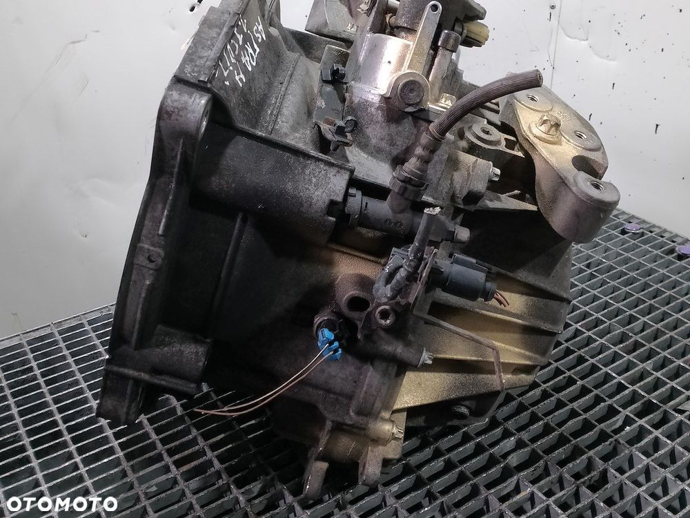 SKRZYNIA BIEGÓW MANUALNA OPEL ASTRA H 55192042     M32 1.9 CDTI - 3