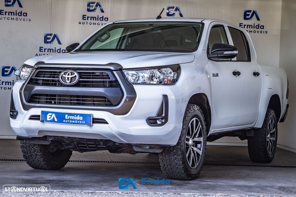 Toyota Hilux 2.4 D-4D 4WD CD CH - 4