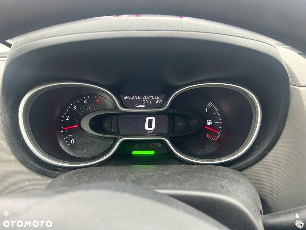 Renault Trafic - 16